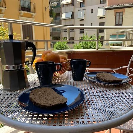 Piso En El Centro De Granada. Parking Opcional Daire Dış mekan fotoğraf